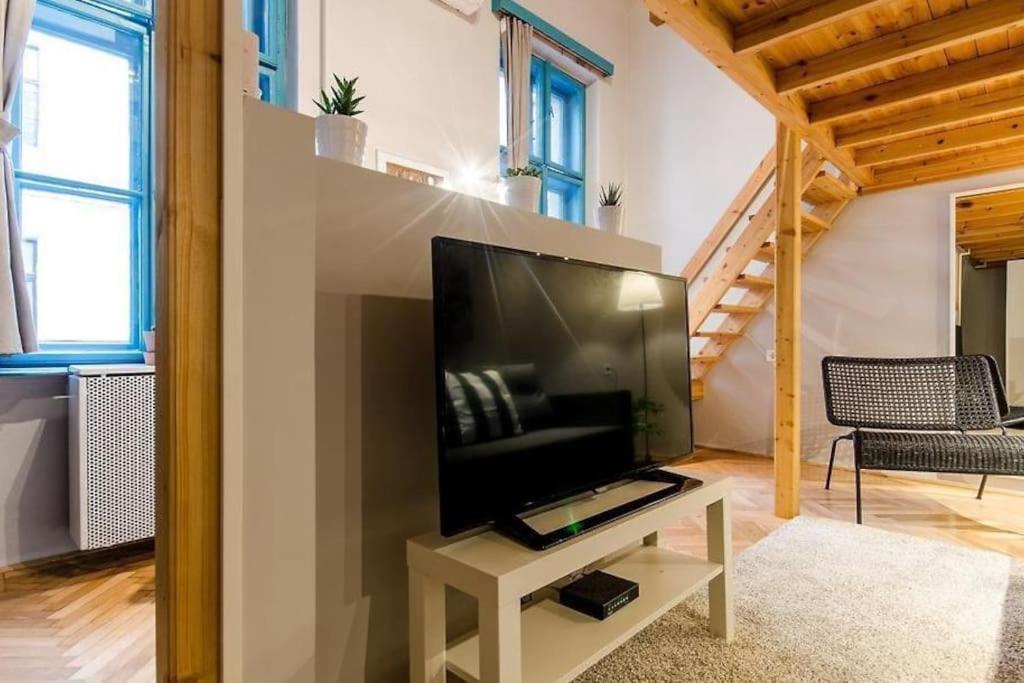 Blue Lotus Apartment T50 Budapest Esterno foto